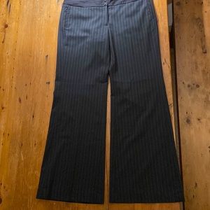 CAbi navy pinstriped wide leg trousers size 12/32 inch inseam. 4 pockets